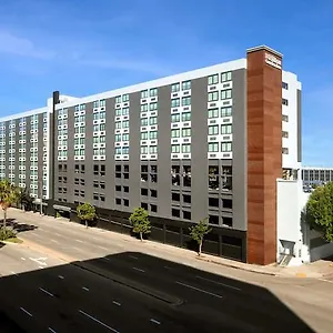 Hilton Garden Angeles Airport Hotel